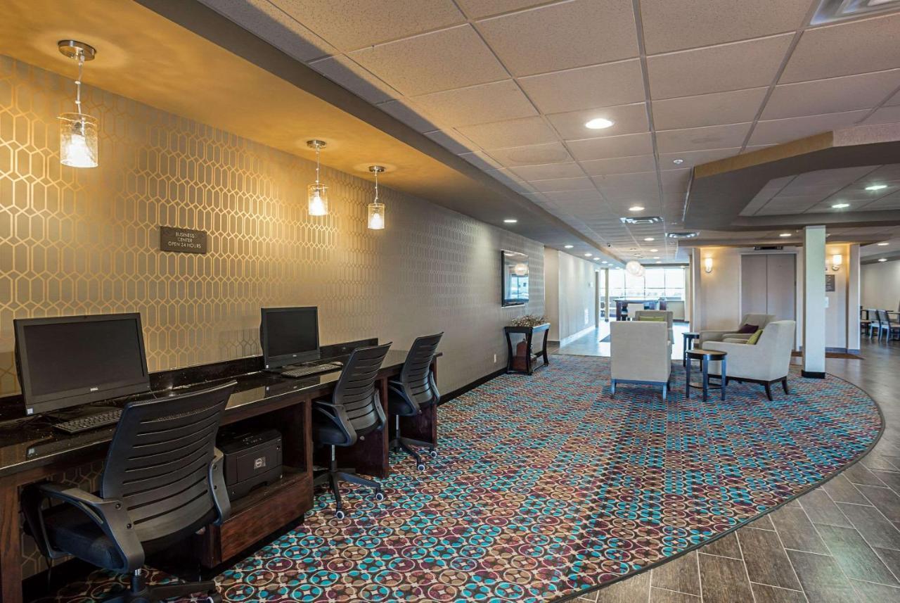 Comfort Suites University Baton Rouge Exterior photo