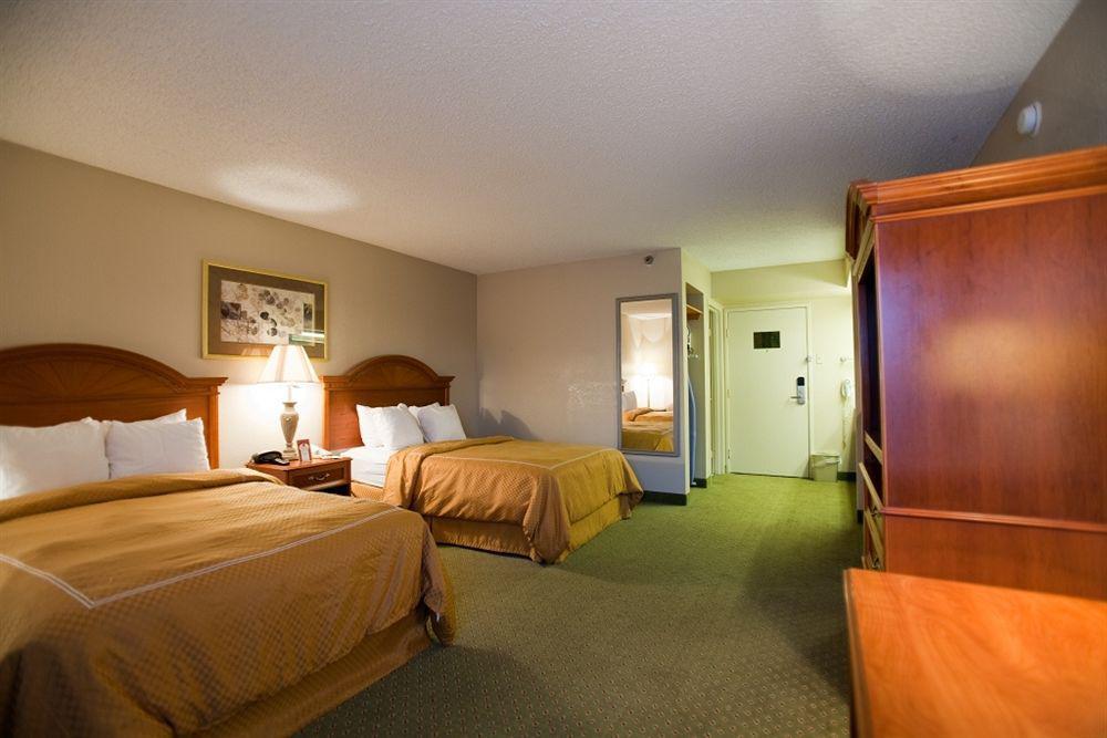 Comfort Suites University Baton Rouge Exterior photo